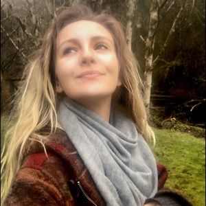 Meet your Posher, Helaina